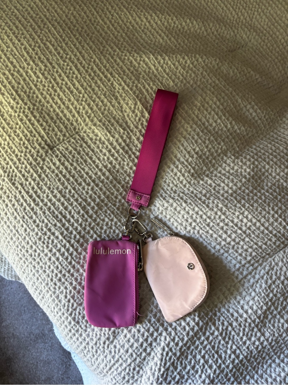 lululemon two-piece wristlet card and coin pouch in hot pink and light pink